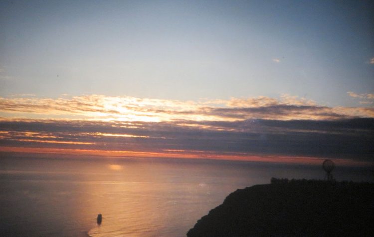 Soleil de minuit sur le Cap Nord